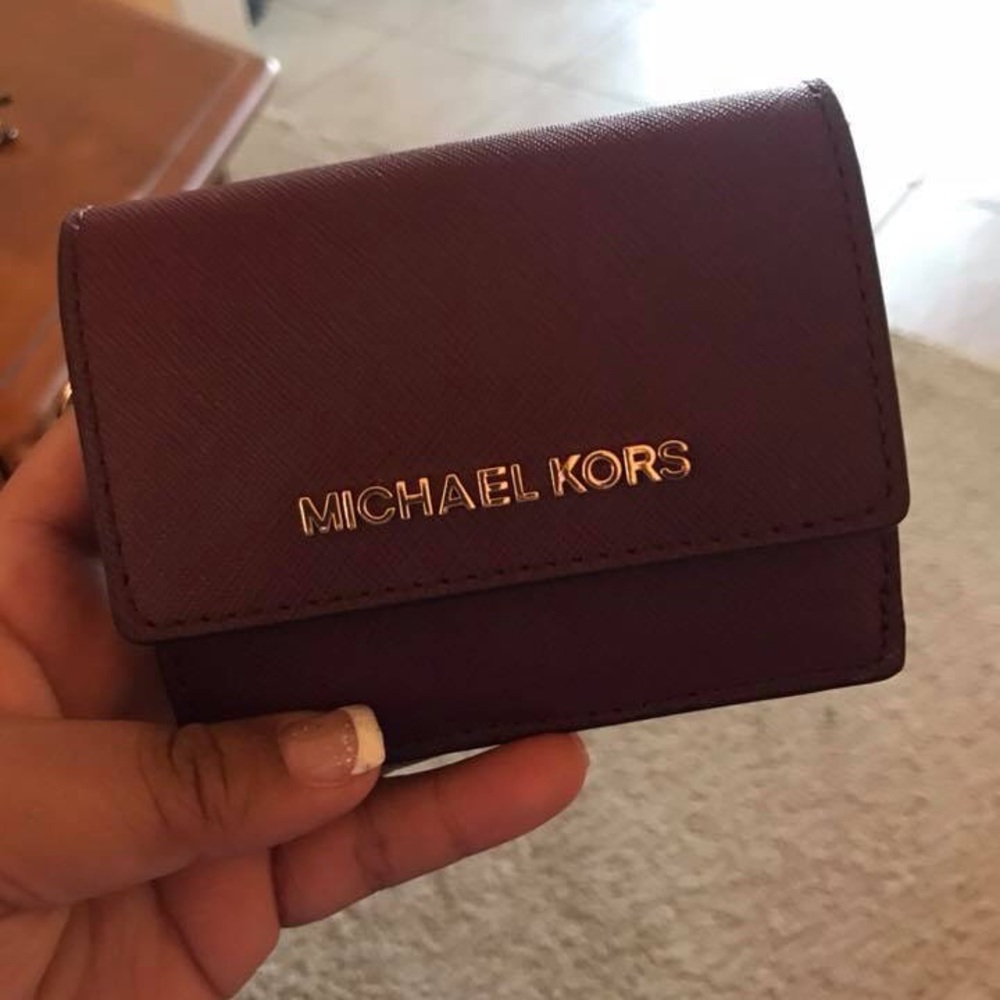 Michael Kors ID case